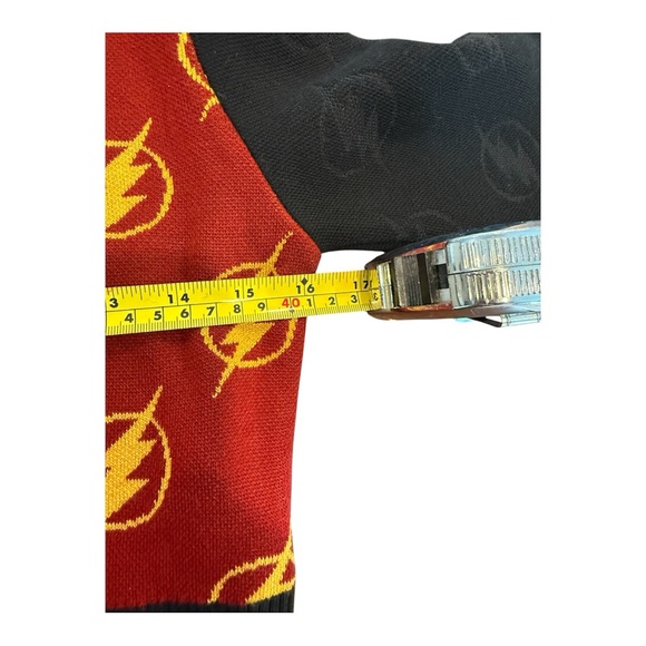 RARE Hero Within / Elhoffer Design DC Comics The Flash Cropped Cardigan. NWOT - Picture 8 of 8